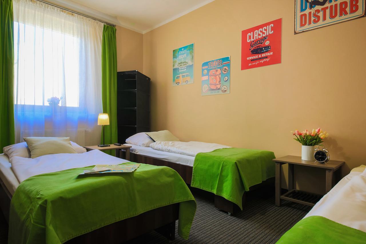 Glow Hostel Wroclaw Exterior photo